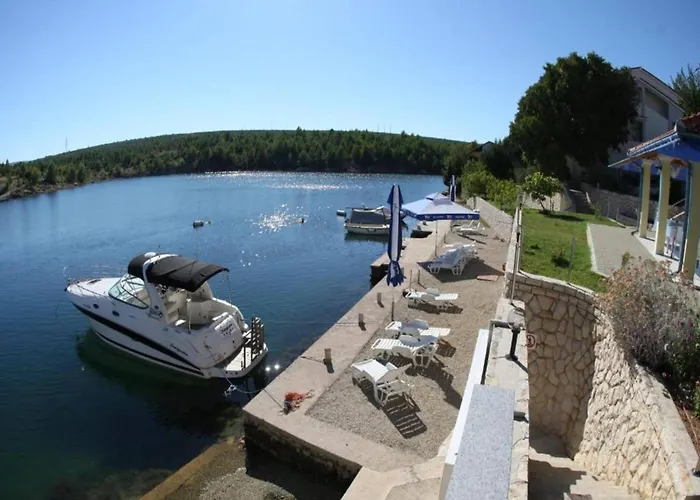 Seaview In With Balcony * 오브로박