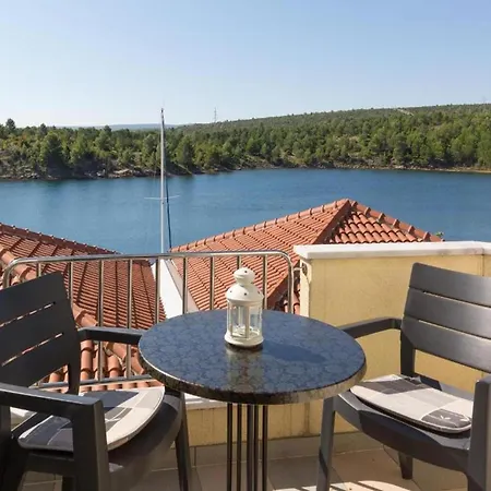 Seaview In With Balcony Obrovac
